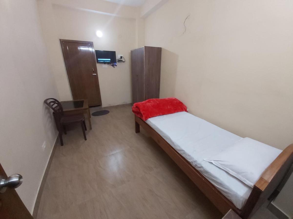 Baba Guest House 실롱 외부 사진